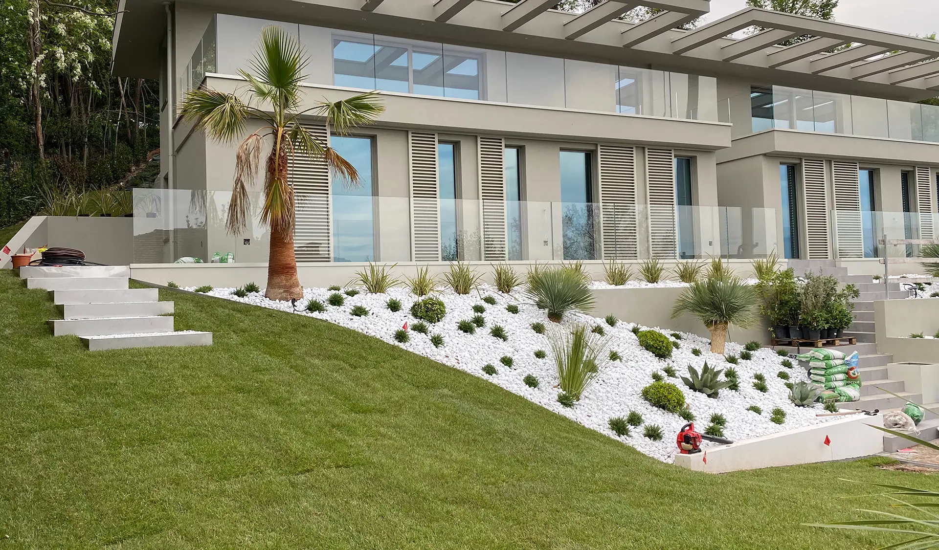 Villa with lake view